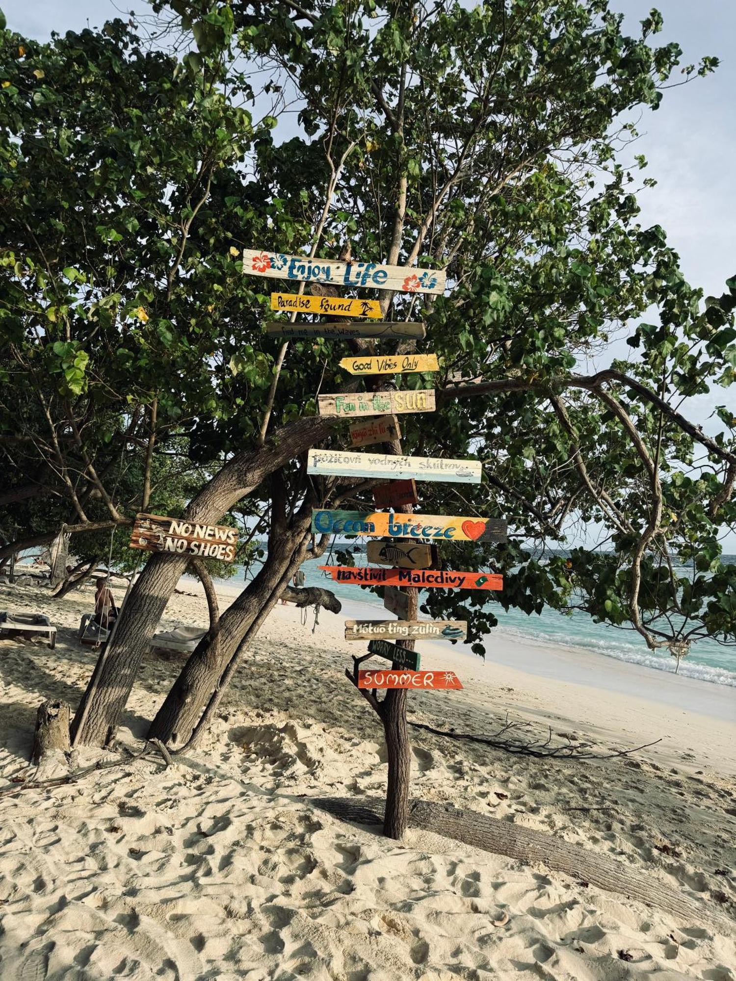 Rasdu View Inn Rasdhoo Esterno foto